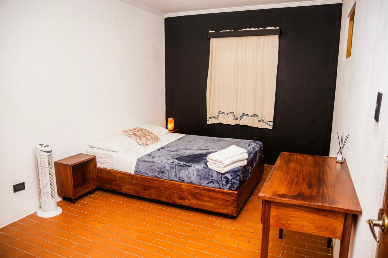 Luz De Luna Hotel Barrio Escalante San José Exteriör bild