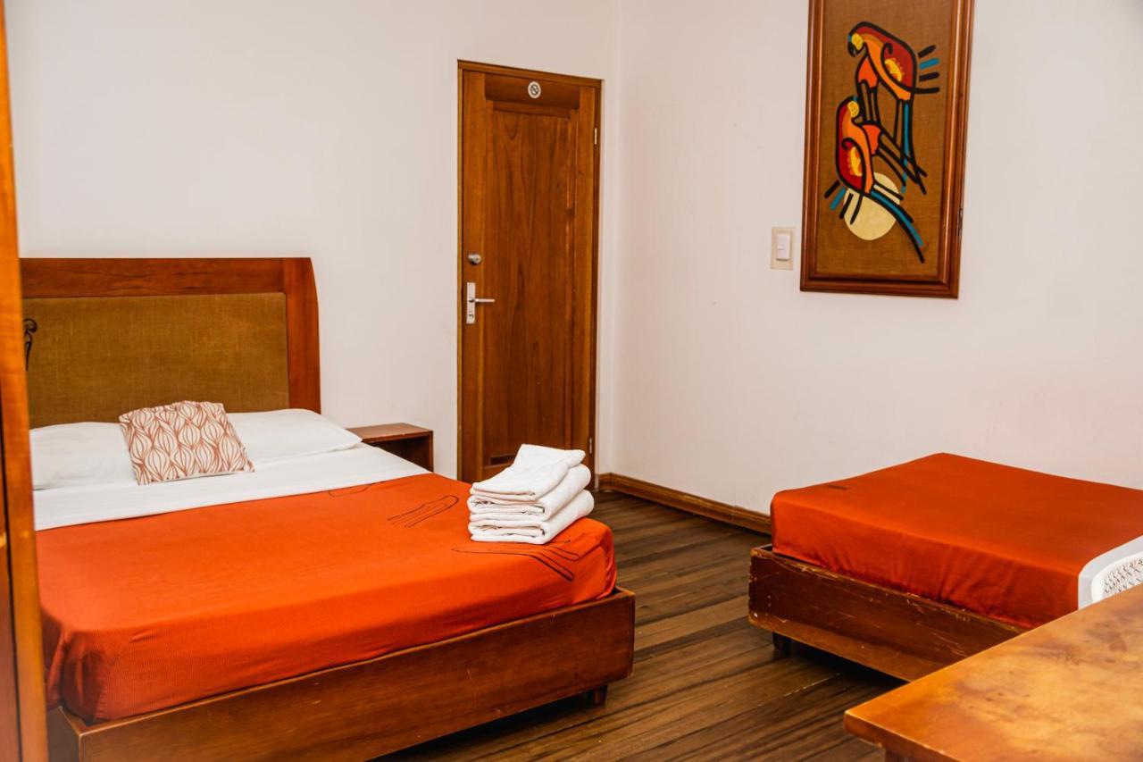 Luz De Luna Hotel Barrio Escalante San José Exteriör bild