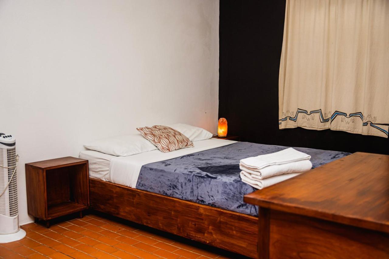 Luz De Luna Hotel Barrio Escalante San José Exteriör bild